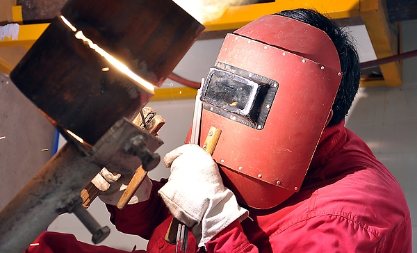 喜讯--“星城杯”焊工、维修电工职业技能比武活动